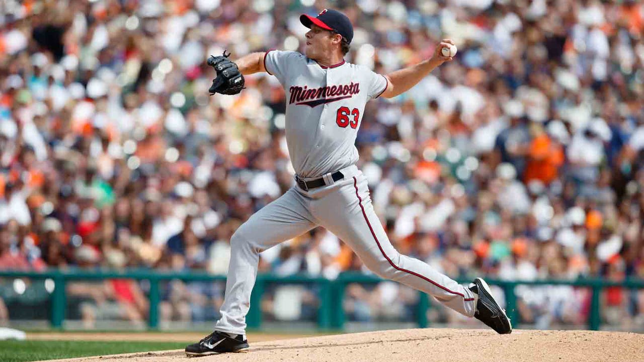 Twins' Albers could pitch in South Korea in 2014
